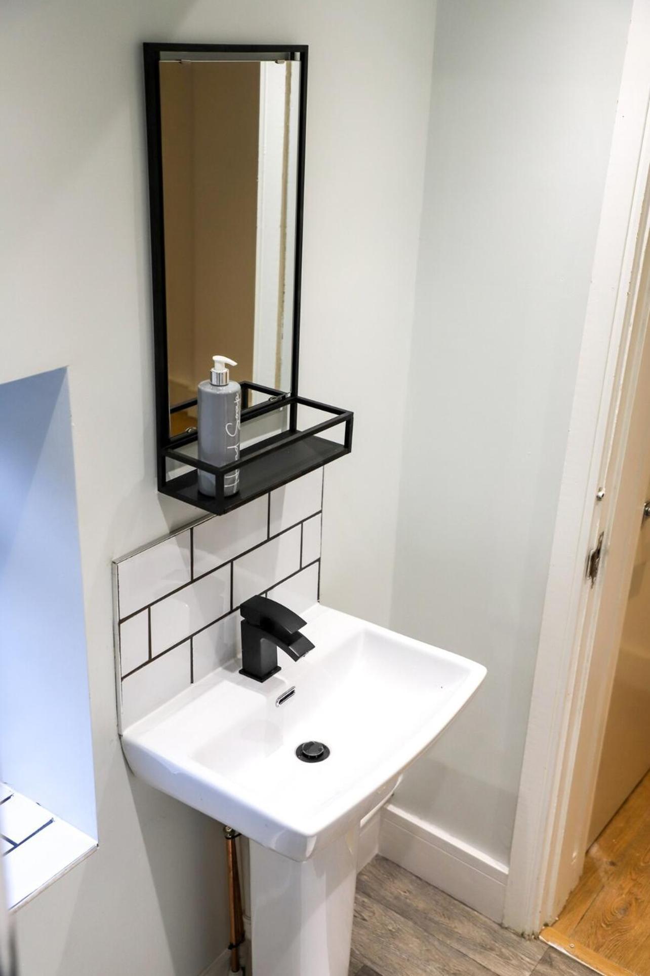 New- Modern 2Br Apt Wifi Sleep5 City Centre Sheffield Exterior photo