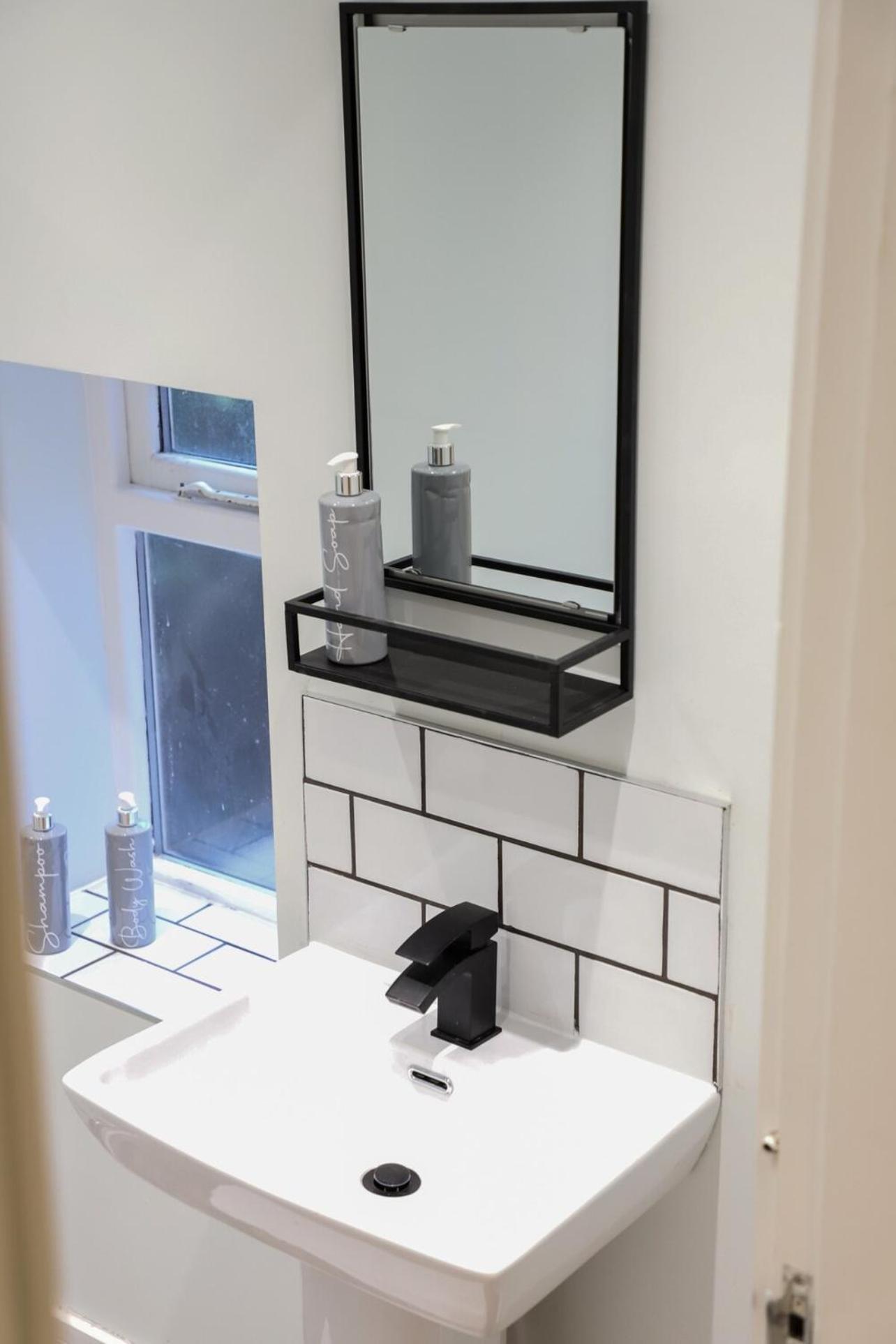 New- Modern 2Br Apt Wifi Sleep5 City Centre Sheffield Exterior photo