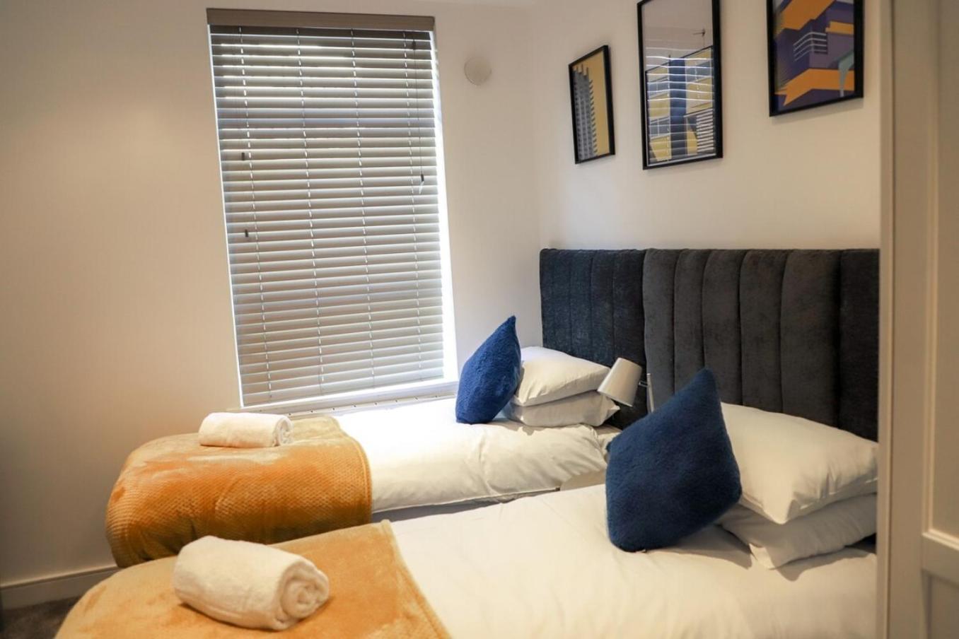 New- Modern 2Br Apt Wifi Sleep5 City Centre Sheffield Exterior photo