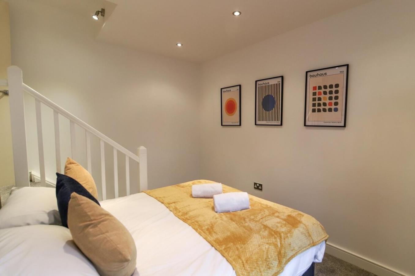 New- Modern 2Br Apt Wifi Sleep5 City Centre Sheffield Exterior photo
