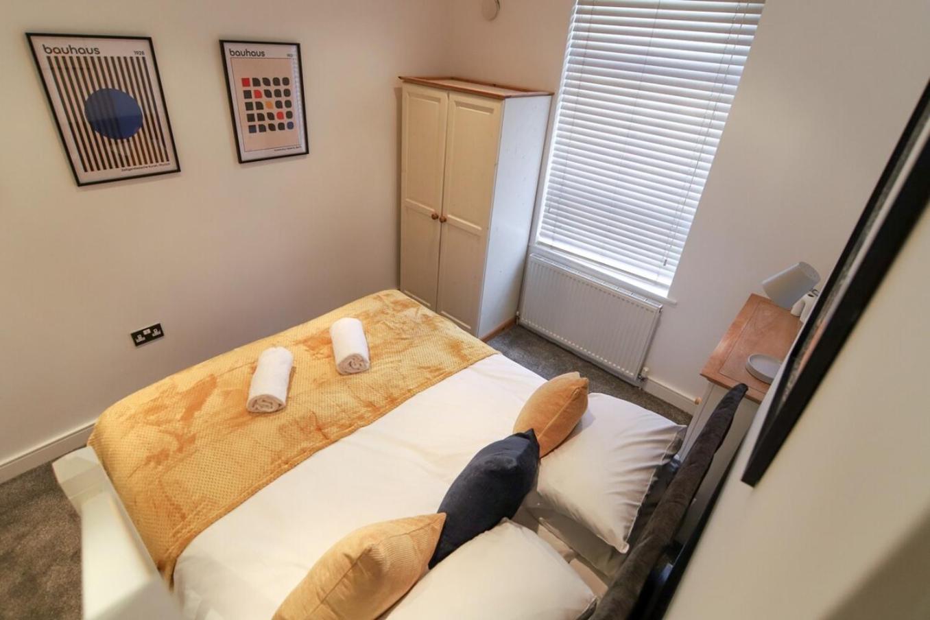 New- Modern 2Br Apt Wifi Sleep5 City Centre Sheffield Exterior photo